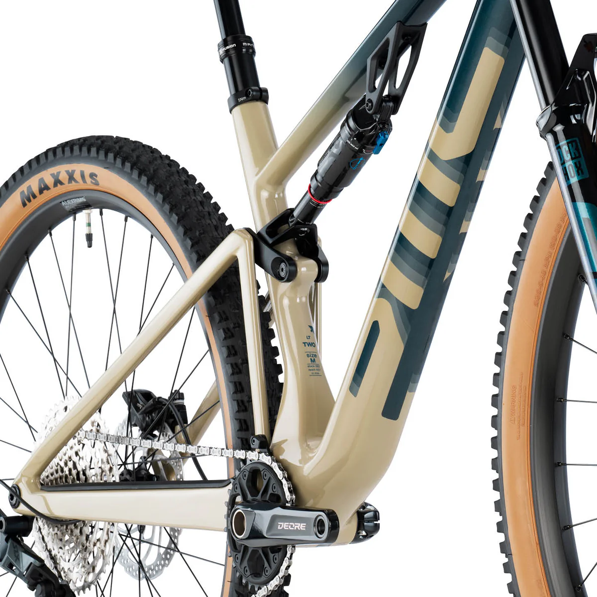 innovation-2024-fourstroke-lt-two-01-aps-suspension