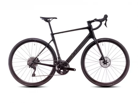 Bicicleta Cube Attain C:62 Race blackline